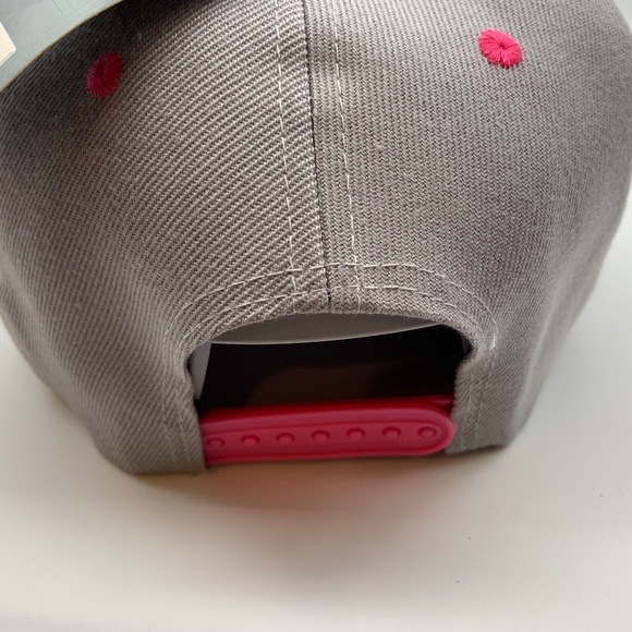 Essencial Key West Florida Conch Republic Embroidered Snapback Hat Gray/Pink - Picture 11 of 16